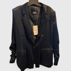 Zara black  , satin effects , and straight cut jacket , Long Sleeve , Size XL.